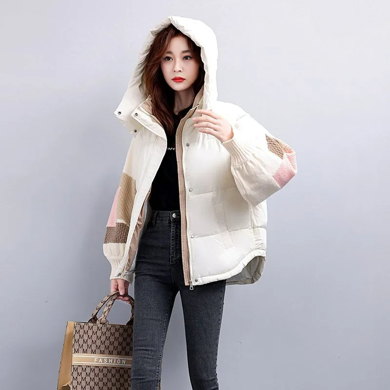 2023 New Women Down Jacket Winter Coat Female Short Parkas Loose Thick Warm Outwear Leisure Time Hooded Versatile Overcoat
2023 New Women Down Jacket Winter Coat Female Short Parkas Loose Thick Warm Outwear Leisure Time Hooded Versatile Overcoat