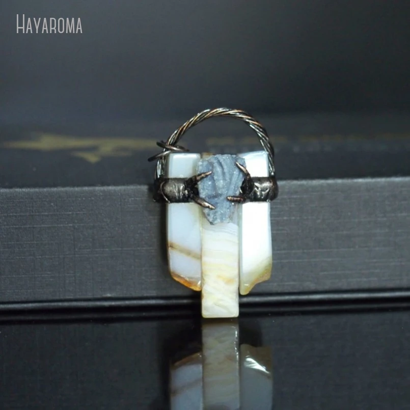 10Pcs Wholesale Vintage Style Handmade Jewelry Soldered Free Form Strip Point Antique Bronze Color Tin Agates Pendant PM48810
10Pcs Wholesale Vintage Style Handmade Jewelry Soldered Free Form Strip Point Antique Bronze Color Tin Agates Pendant PM48810