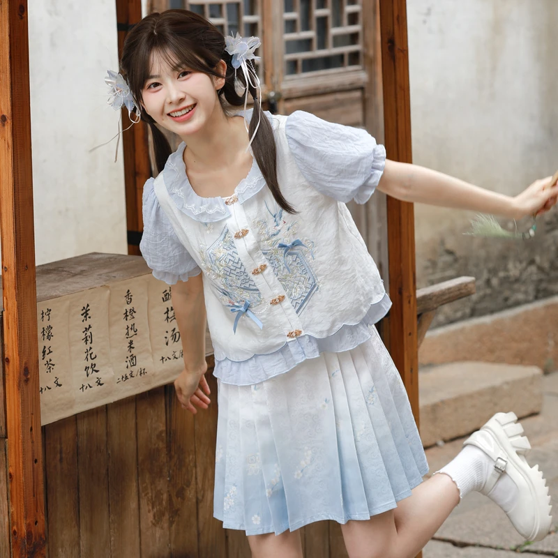 Snbl 2025 Summer New Chinese Style Blouse Women's Puff Sleeve Embroidered Square Neck Ruffled Trim Traditional Floral - Patterne
Snbl 2025 Summer New Chinese Style Blouse Women's Puff Sleeve Embroidered Square Neck Ruffled Trim Traditional Floral - Patterne