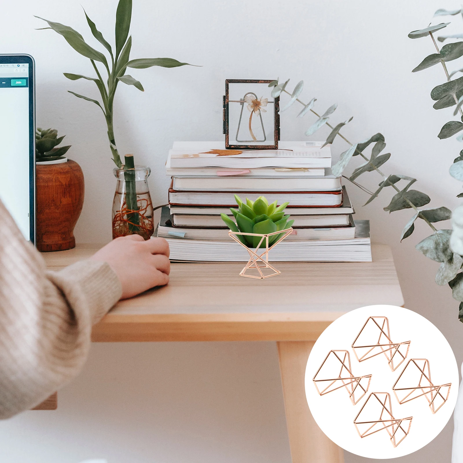 4 pcs Metal Plant Stand Air Shelves Holder Rack Planter Small Decor Durable Practical Display Home Office Geometric Structure
4 pcs Metal Plant Stand Air Shelves Holder Rack Planter Small Decor Durable Practical Display Home Office Geometric Structure