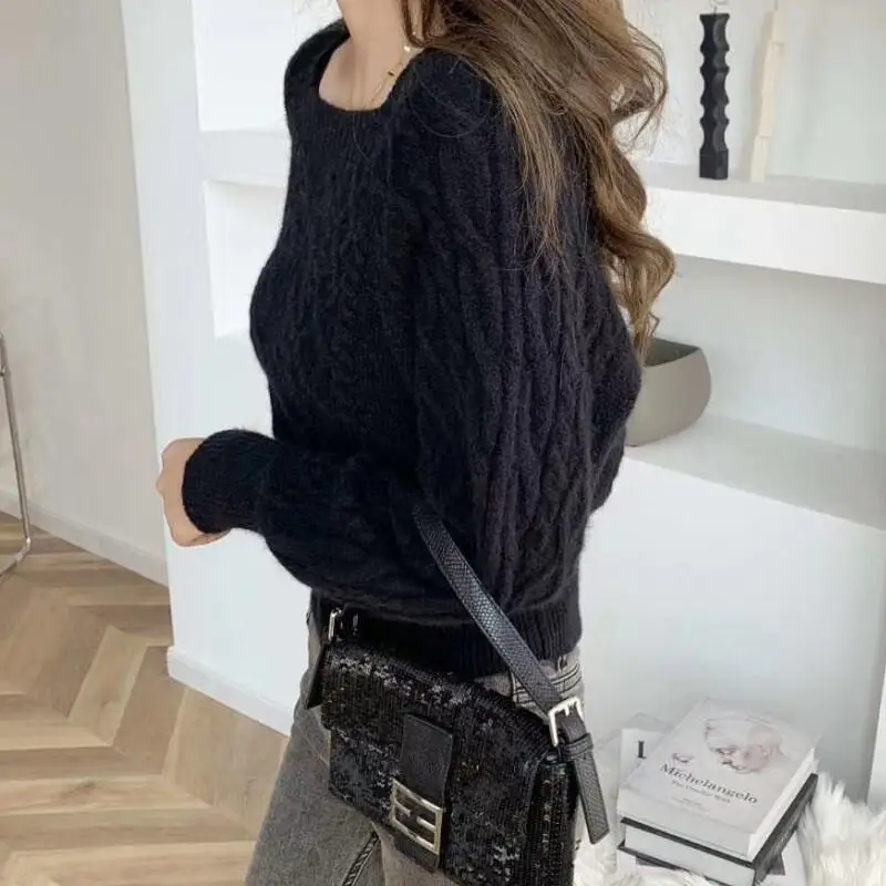 sweater women autumn winter soft breasted sweater square collar temperament ladylike rough twist loose puff sleeve short sweater
sweater women autumn winter soft breasted sweater square collar temperament ladylike rough twist loose puff sleeve short sweater