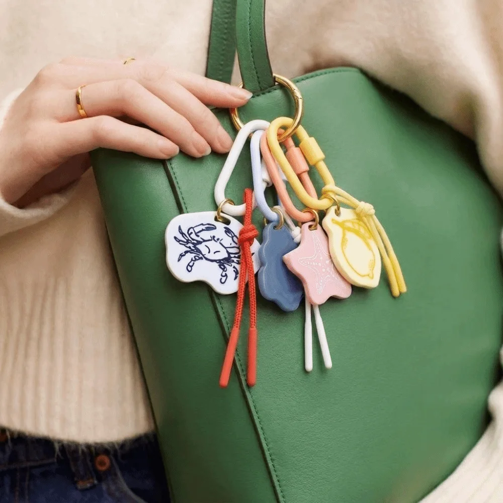 Rope Woven Cherry Acrylic Keychain Coffee Cup Contrasting Color Fruit Series Keyring Gold Plated Starfish Bag Chain Charms
Rope Woven Cherry Acrylic Keychain Coffee Cup Contrasting Color Fruit Series Keyring Gold Plated Starfish Bag Chain Charms