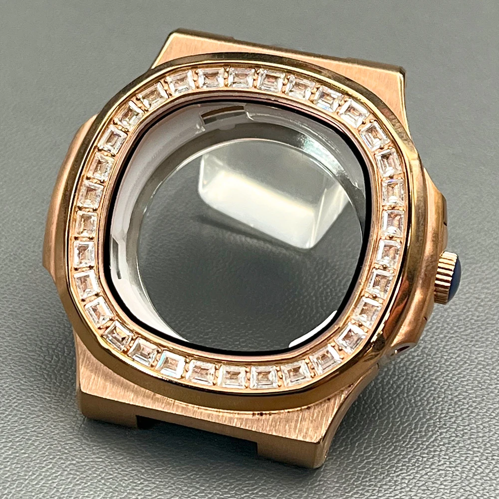 42mm Rose Gold Diamond-Studded Bezel, 316L Stainless Steel Case, Suitable for ST1612 Miyota 8215 movement accessory
42mm Rose Gold Diamond-Studded Bezel, 316L Stainless Steel Case, Suitable for ST1612 Miyota 8215 movement accessory