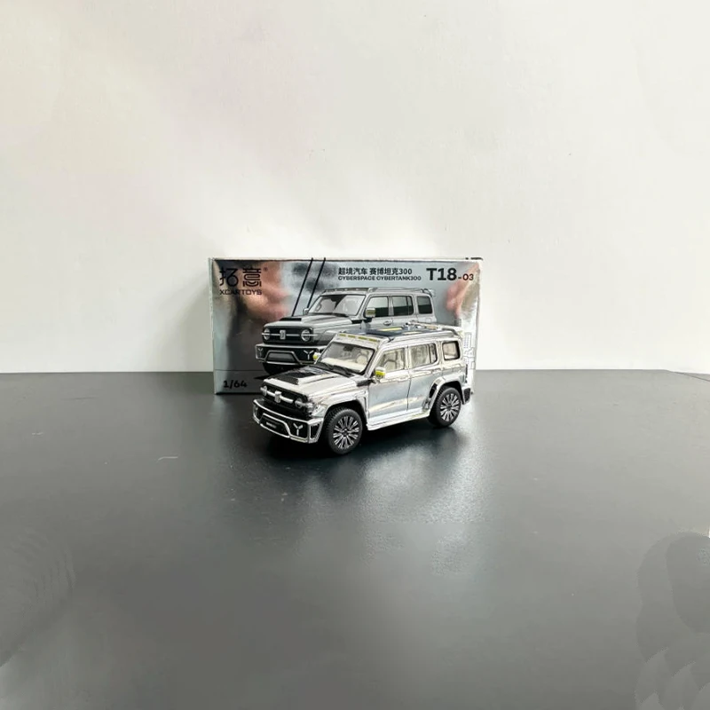 Diecast Original 1:64 Scale Cybertank300 T18-03 Simulation Alloy Car Model Static Display Collectible Gift Decoration Souvenir
Diecast Original 1:64 Scale Cybertank300 T18-03 Simulation Alloy Car Model Static Display Collectible Gift Decoration Souvenir
