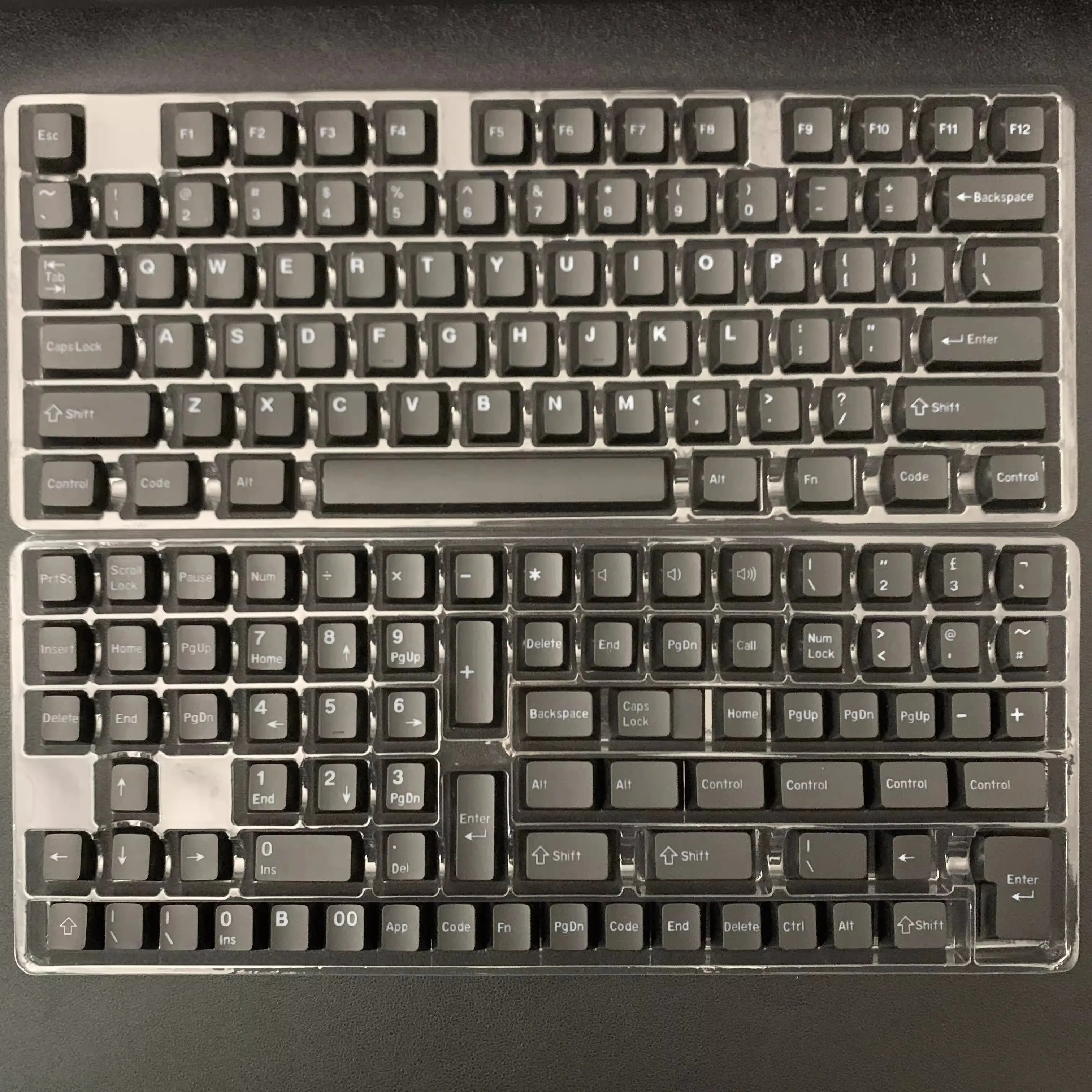 Клавишные колпачки GMK, устойчивые к маслам, 160 клавиш, PBT, Double Shot, профиль Cherry, для механических клавиатур с переключателями Cherry MX
Клавишные колпачки GMK, устойчивые к маслам, 160 клавиш, PBT, Double Shot, профиль Cherry, для механических клавиатур с переключателями Cherry MX