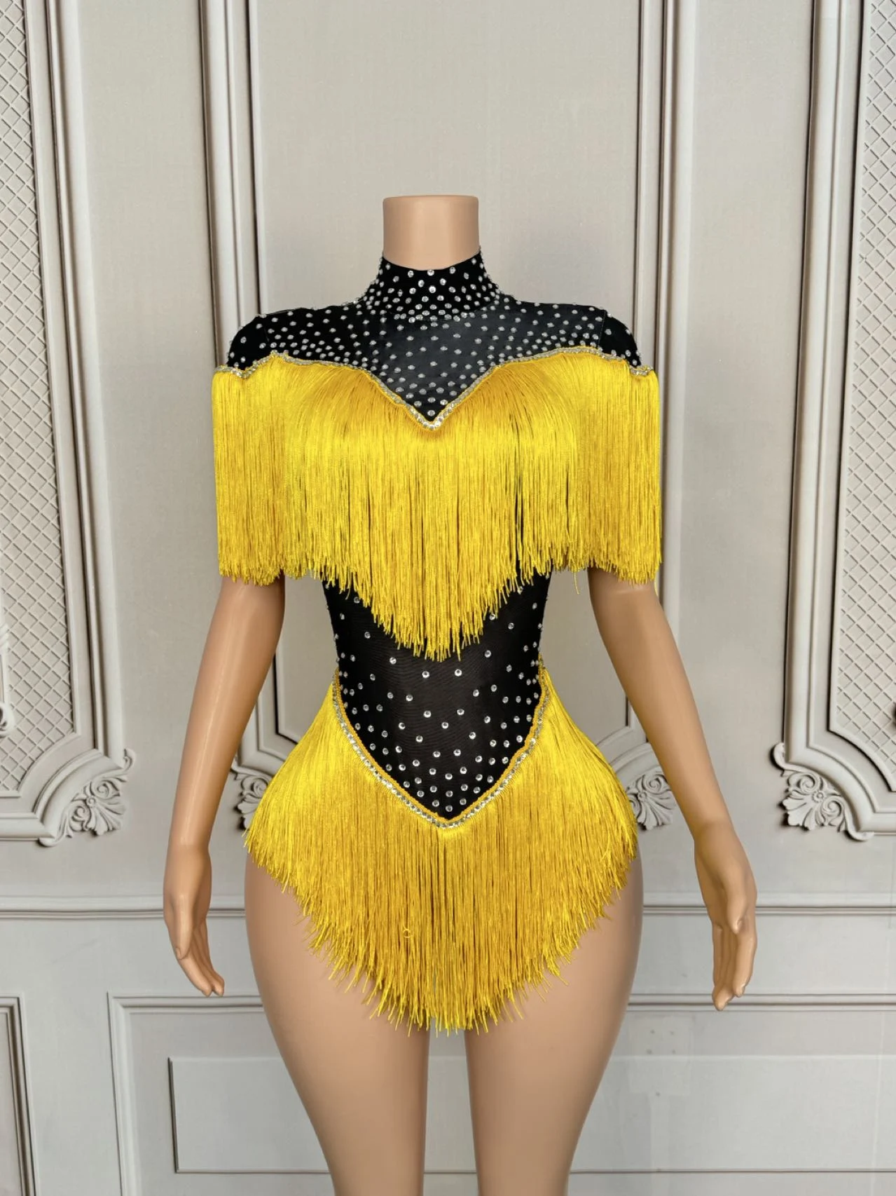 New New Sexy Tassels Jumpsuit High Neck Bodysuit Nightclub Bar Dj Performance Costumes Gogo Dancers Stage Party Wear DN20524
New New Sexy Tassels Jumpsuit High Neck Bodysuit Nightclub Bar Dj Performance Costumes Gogo Dancers Stage Party Wear DN20524