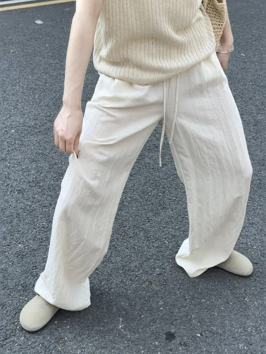 High Waist Drapey Casual Wide Leg Pants Women plus Size Fashion Loose Slimming Walking Trousers Comfortable Breathable Cool F...
High Waist Drapey Casual Wide Leg Pants Women plus Size Fashion Loose Slimming Walking Trousers Comfortable Breathable Cool F...