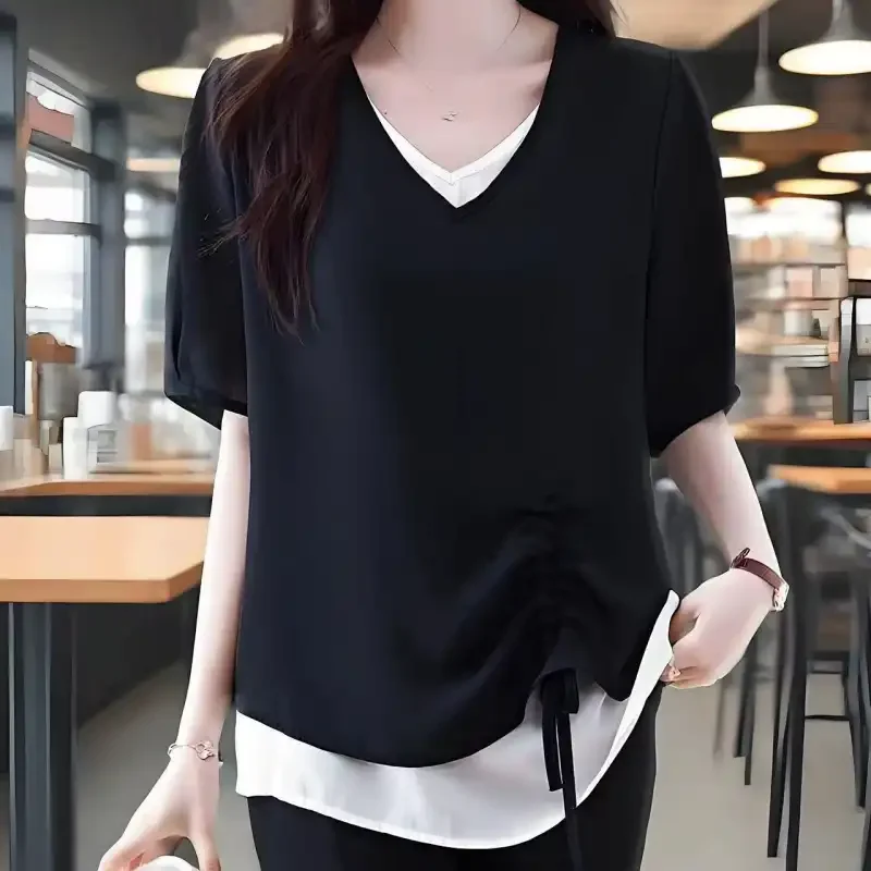 Women's Fashion V-Neck Fake Two Piece Shirred Tie T-Shirt Summer New Loose Hide Belly Slim Pullover Top
Women's Fashion V-Neck Fake Two Piece Shirred Tie T-Shirt Summer New Loose Hide Belly Slim Pullover Top
