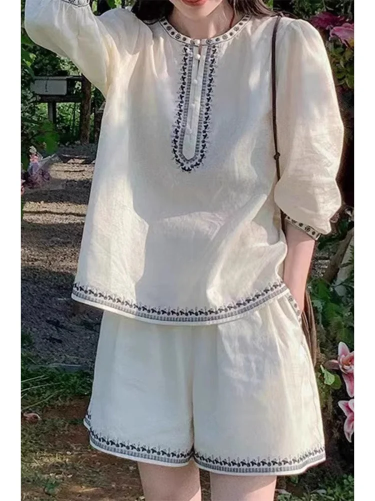 Rouje Kefss Bohemian Style Embroidered Cotton Linen Top Shorts Casual Set Sweet High Waist Short Skirt Sporty Summer Outfit
Rouje Kefss Bohemian Style Embroidered Cotton Linen Top Shorts Casual Set Sweet High Waist Short Skirt Sporty Summer Outfit