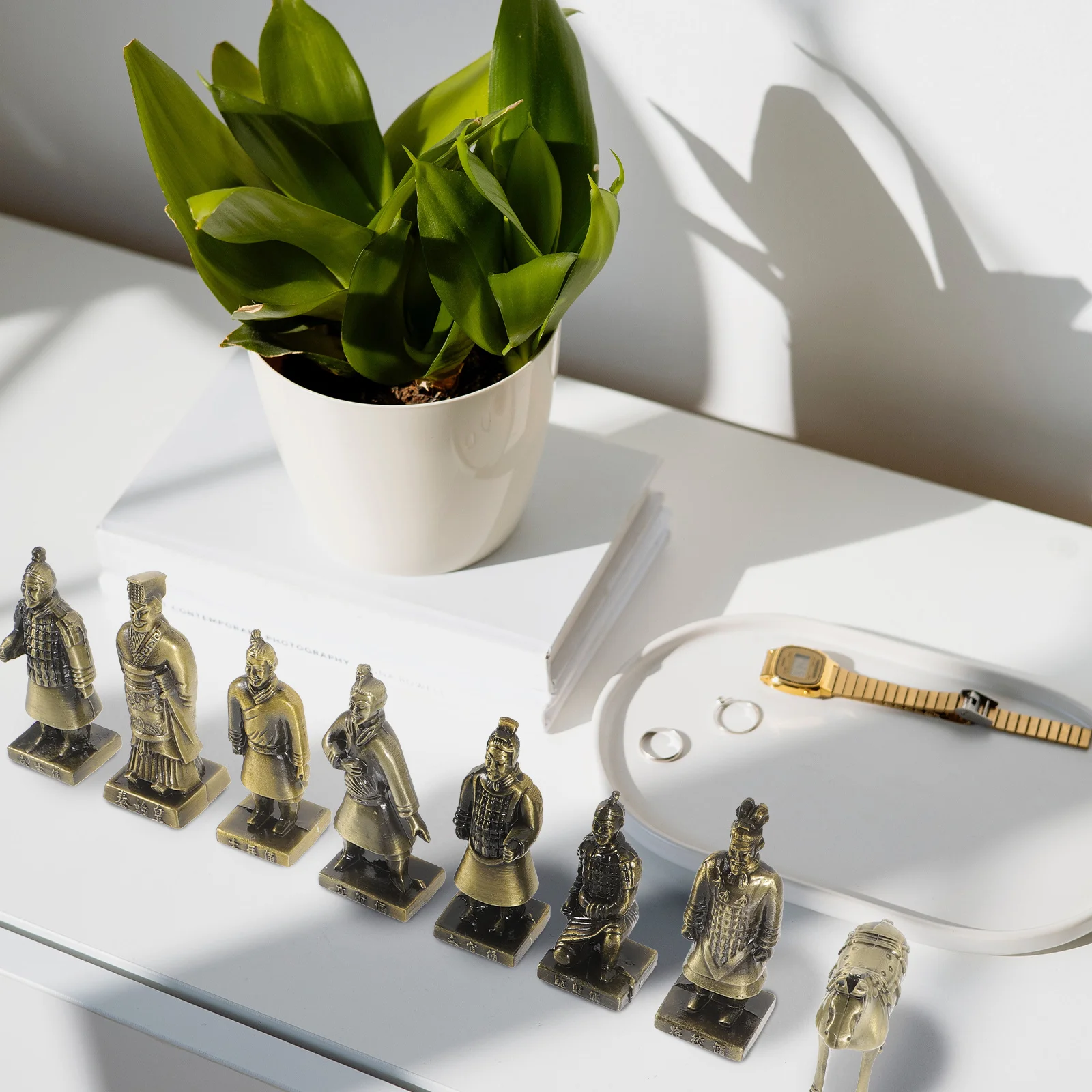 8pcs Terracotta Warriors Figurines Metal Alloy Mini Statues Desktop Decor Office Shelf Vintage Chinese Culture Ornament Gifts
8pcs Terracotta Warriors Figurines Metal Alloy Mini Statues Desktop Decor Office Shelf Vintage Chinese Culture Ornament Gifts