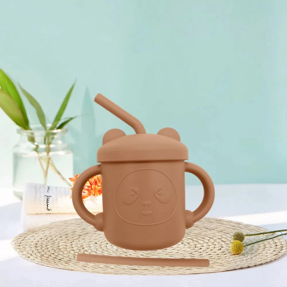 Food Grade Silicone Baby Sippy Cups Leakproof Cartoon Panda Feeding Cup Sets BPA Free Heat-resistant Baby Training Cup Milk
Food Grade Silicone Baby Sippy Cups Leakproof Cartoon Panda Feeding Cup Sets BPA Free Heat-resistant Baby Training Cup Milk