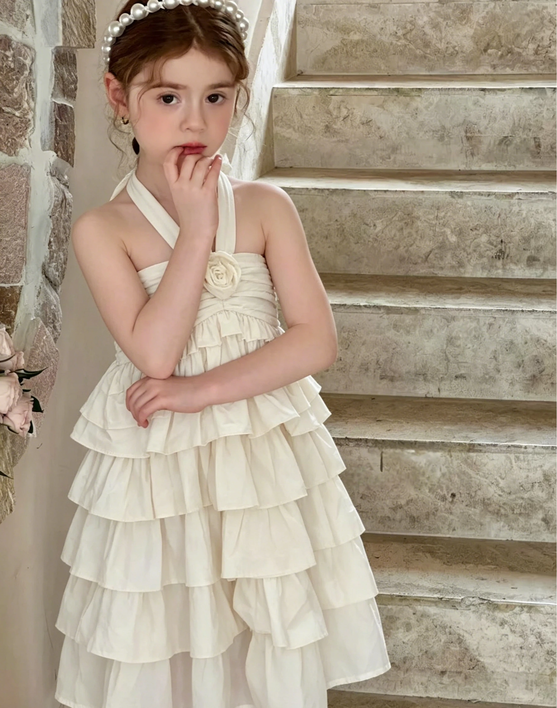 Girls Flower Casual Vacation Dress 2026 Summer New Girls Neck Hanging Strap Cake Skirt Princess Dress
Girls Flower Casual Vacation Dress 2026 Summer New Girls Neck Hanging Strap Cake Skirt Princess Dress