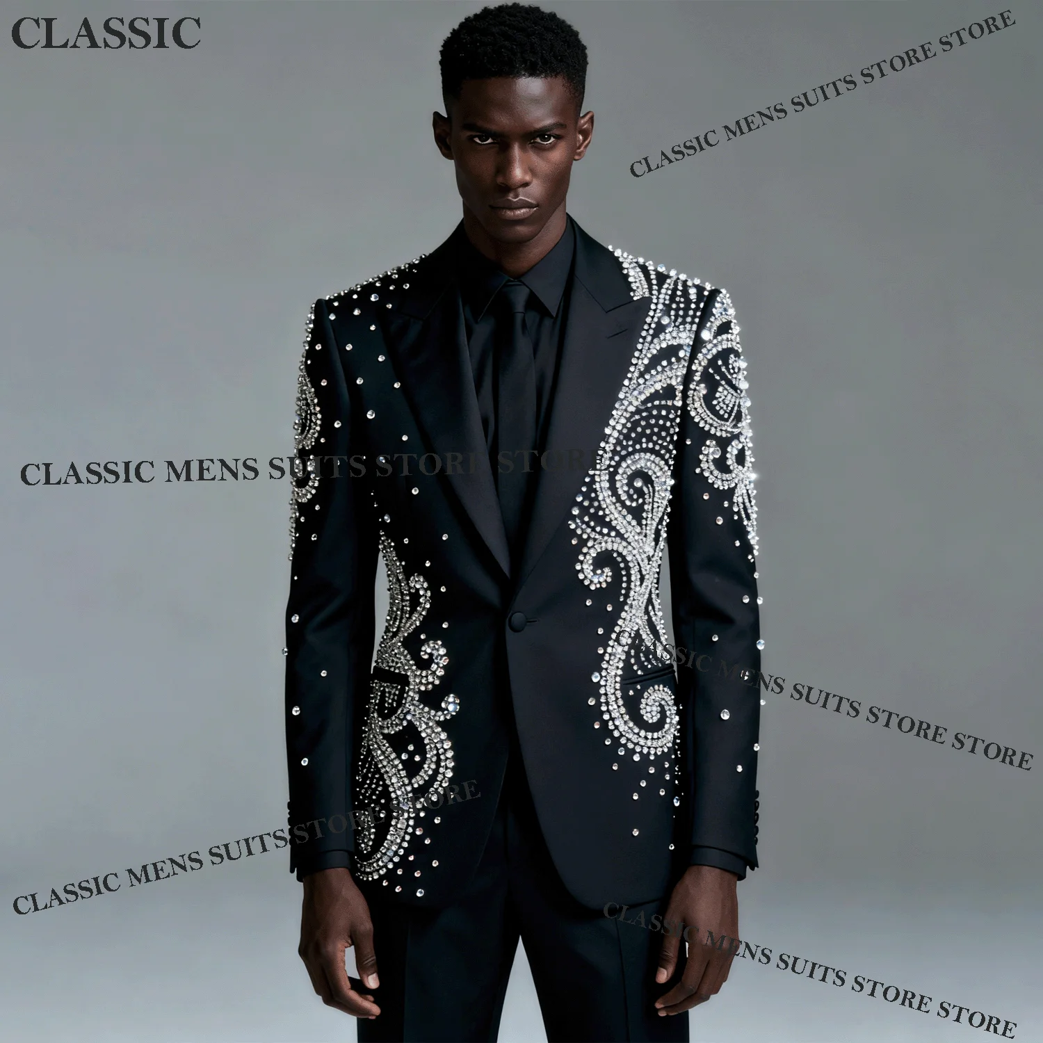 Индивидуальные блестящие металлические ювелирные изделия с орнаментом, смокинг, мужские костюмы, комплект из 2 предметов, свадебный мужской пиджак для жениха, тонкий вечерние Ternos Completo
Индивидуальные блестящие металлические ювелирные изделия с орнаментом, смокинг, мужские костюмы, комплект из 2 предметов, свадебный мужской пиджак для жениха, тонкий вечерние Ternos Completo