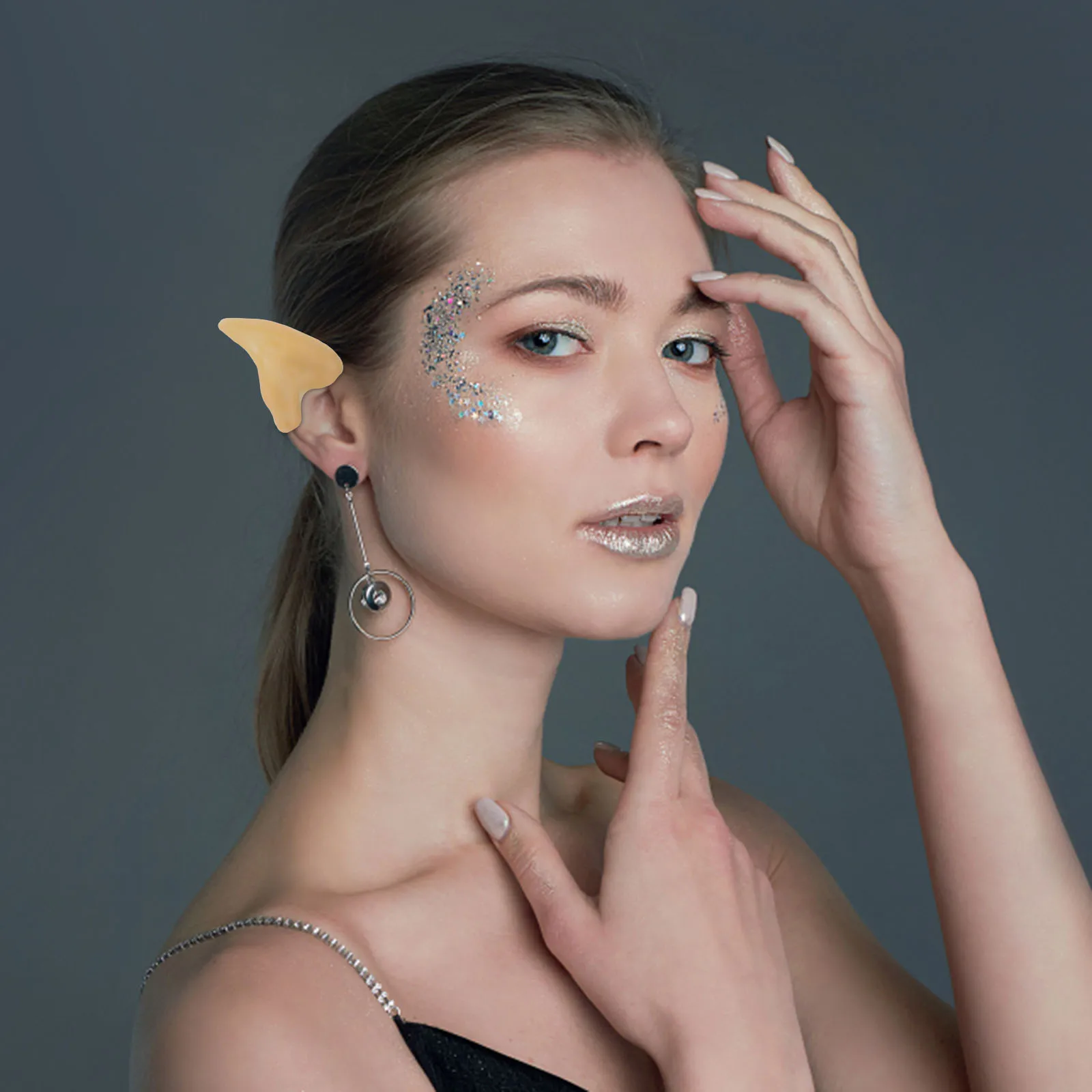 3 Pairs Fake Pointed Ears Silver Color Halloween Cosplay Accessories Elf Fairy Ears Material Lifelike Design Christmas 
3 Pairs Fake Pointed Ears Silver Color Halloween Cosplay Accessories Elf Fairy Ears Material Lifelike Design Christmas