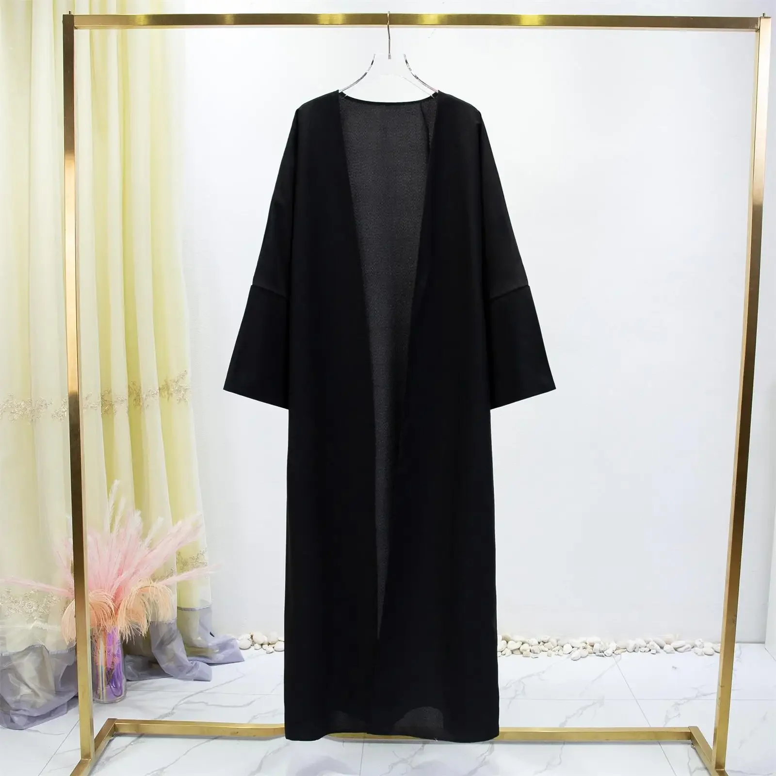 Dubai Modest Women Open Kimono Abaya Dress Women Muslim Long Coat Kebaya Eid Ramadan Arab Robe Caftan Islam Clothing Femme Gown
Dubai Modest Women Open Kimono Abaya Dress Women Muslim Long Coat Kebaya Eid Ramadan Arab Robe Caftan Islam Clothing Femme Gown