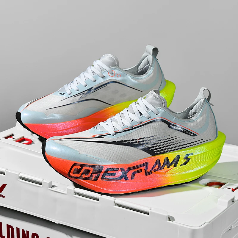 Unisex Gradient Running Shoes Carbon Plate Lightweight Breathable Marathon Athletic Sneakers Men Women Casual Sports Trainers
Unisex Gradient Running Shoes Carbon Plate Lightweight Breathable Marathon Athletic Sneakers Men Women Casual Sports Trainers