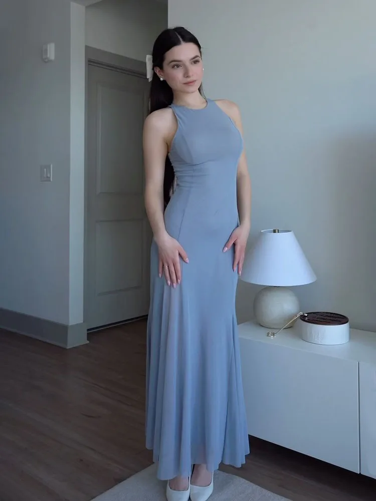 TRAFZA Women's Elegant Sleeveless Round Cpllar Midi Dress Summer Wide Hem Pleated Tulle Long Female Slim Solid Dress 2025
TRAFZA Women's Elegant Sleeveless Round Cpllar Midi Dress Summer Wide Hem Pleated Tulle Long Female Slim Solid Dress 2025