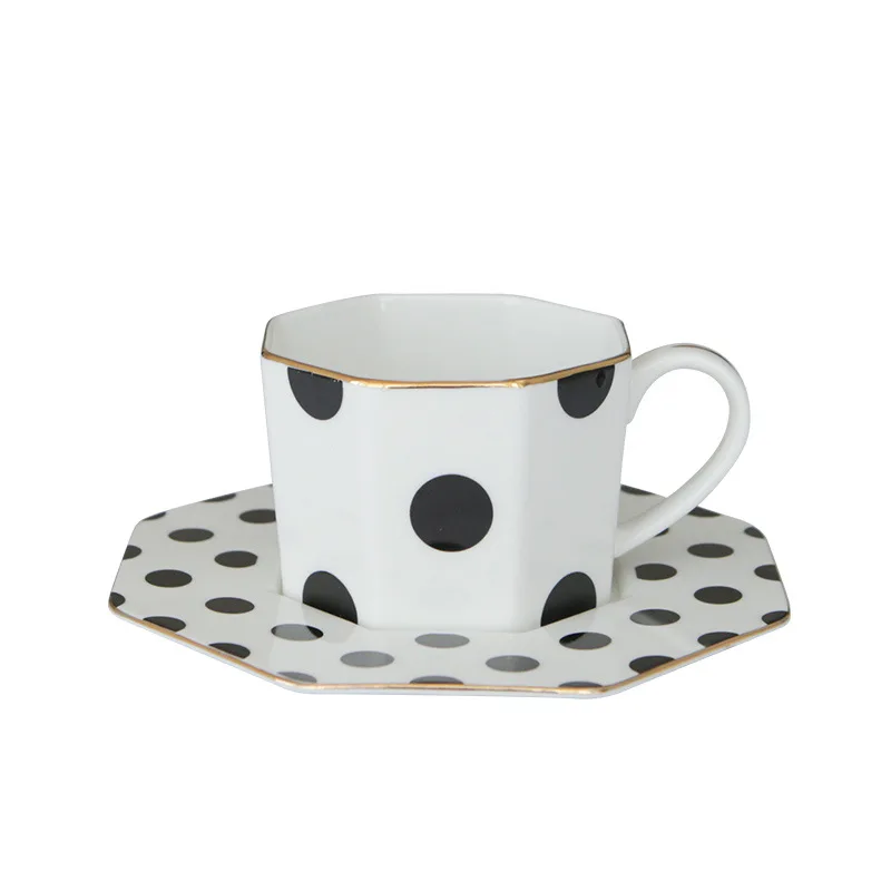 British style 9inch Octagonal Ceramic Plate Black White Dot Stripe Tableware Coffee Plates Dishes Afternoon Tea Set Home Kitchen
British style 9inch Octagonal Ceramic Plate Black White Dot Stripe Tableware Coffee Plates Dishes Afternoon Tea Set Home Kitchen