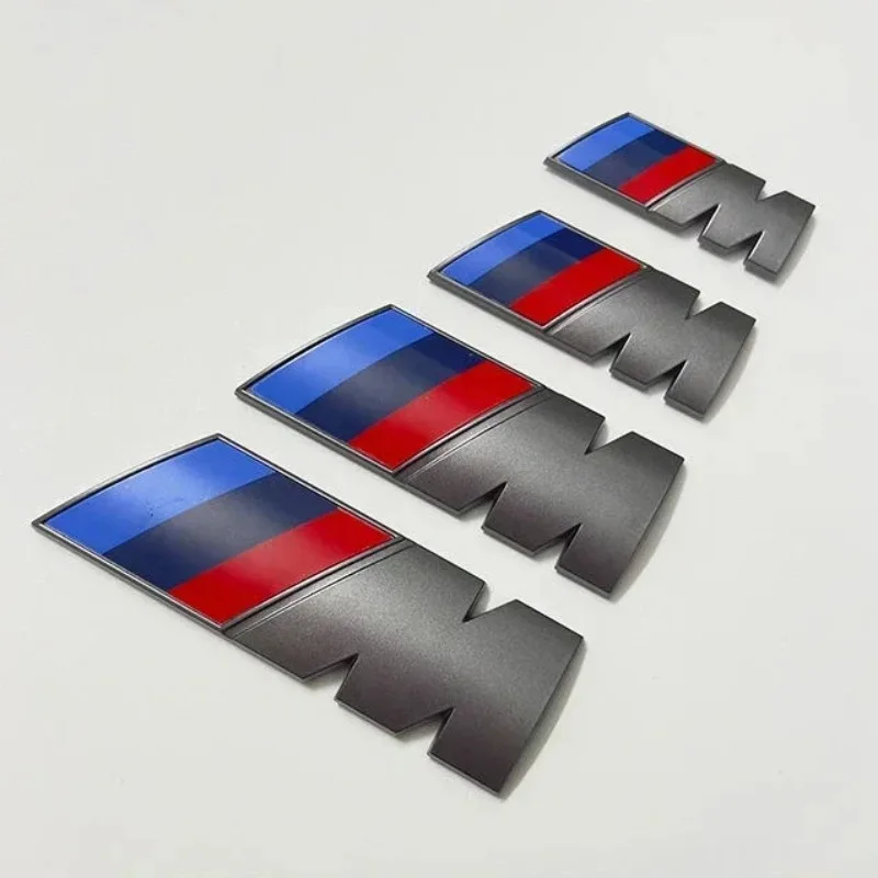 2pcs The new gray M badge is suitable for BMW side fender ABS sticker decorative gray logo accessories.
2pcs The new gray M badge is suitable for BMW side fender ABS sticker decorative gray logo accessories.
