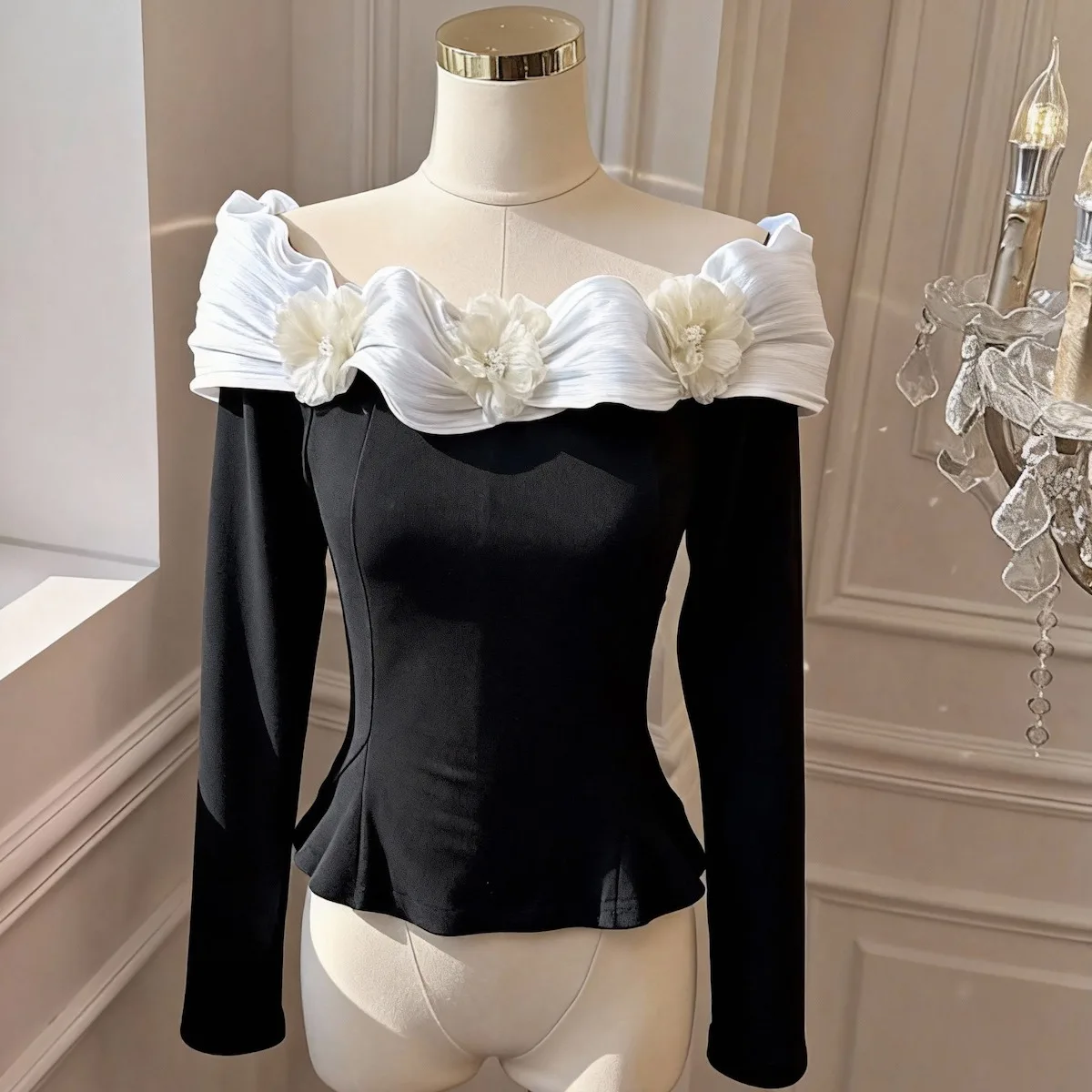 Stunning Winter Knitted One-oulder Waist-Cinching Women's Top in Small Fraance Sle Faion Ele Long Sve T-irt
Stunning Winter Knitted One-oulder Waist-Cinching Women's Top in Small Fraance Sle Faion Ele Long Sve T-irt