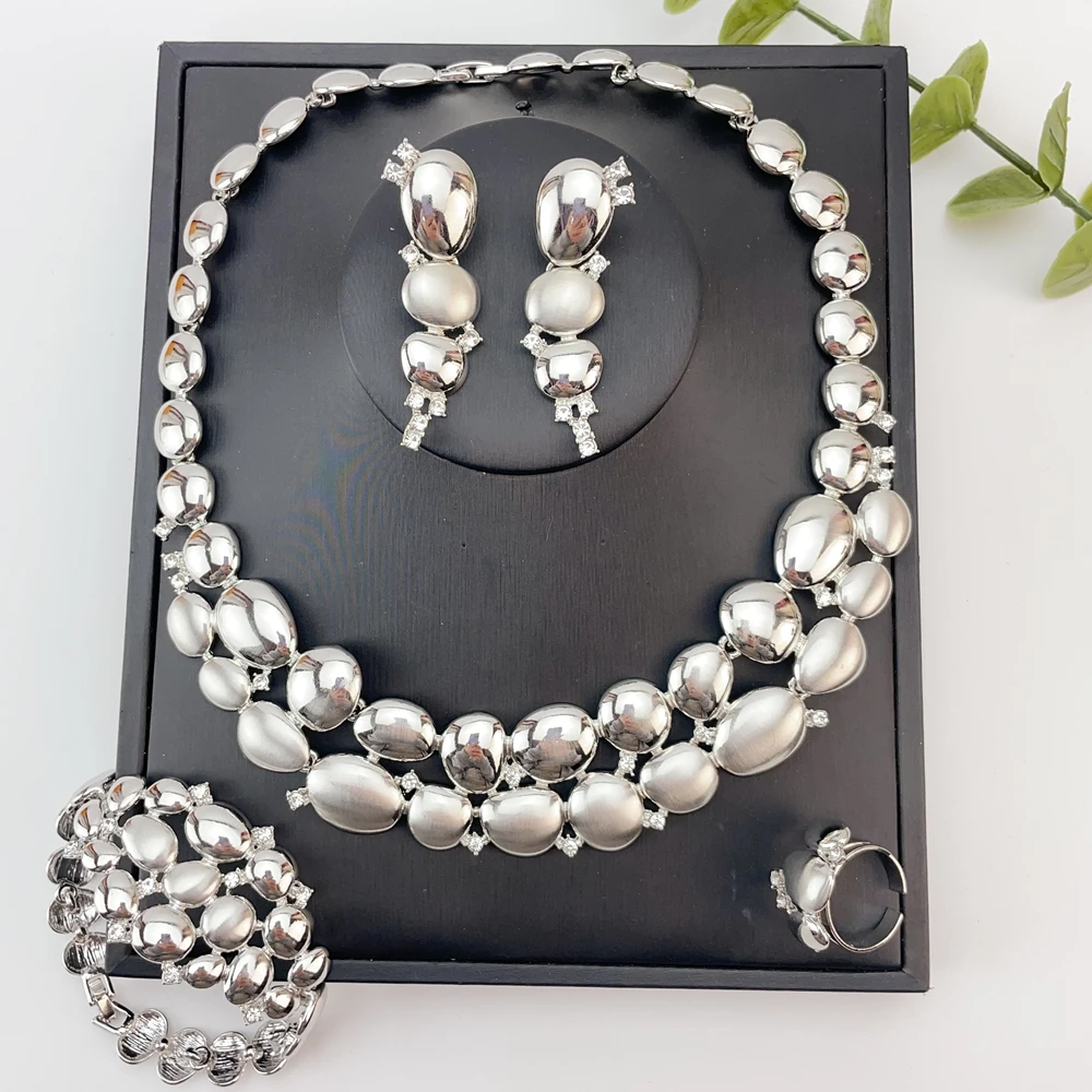 EMMA Fashion Trend Jewelry Set For Women Rhinestone Jewelry Large Pendant Necklace Set FHK29056
EMMA Fashion Trend Jewelry Set For Women Rhinestone Jewelry Large Pendant Necklace Set FHK29056