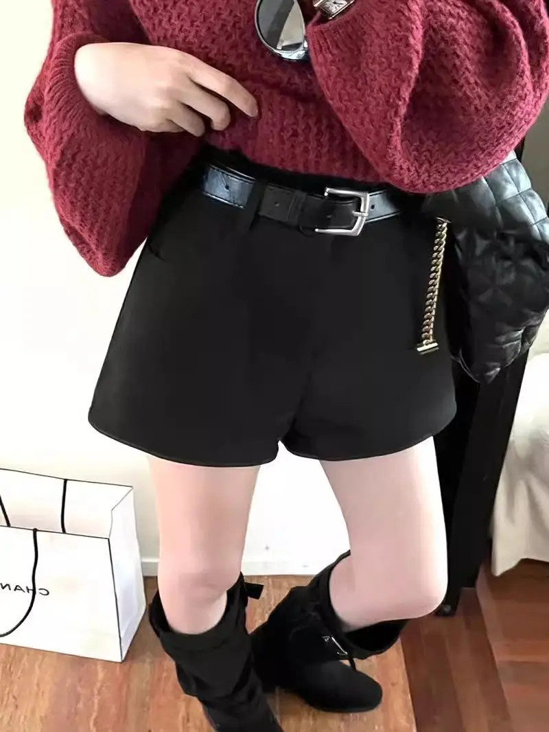 High Waist Straight Leg Woolen Shorts Women's Fashion plus Size Casual A-Line Boot Cut Pants Korean Style Commute Wind
High Waist Straight Leg Woolen Shorts Women's Fashion plus Size Casual A-Line Boot Cut Pants Korean Style Commute Wind