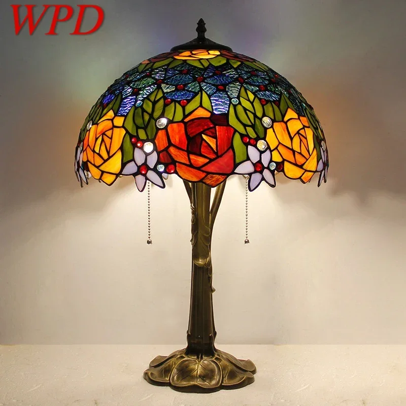 WPD Тиффани Настольная лампа Светодиодная роскошная креативная гостиная Кабинет Спальня Прикроватная лампа Вилла Отель Цветное стекло Настольный светильник
WPD Тиффани Настольная лампа Светодиодная роскошная креативная гостиная Кабинет Спальня Прикроватная лампа Вилла Отель Цветное стекло Настольный светильник