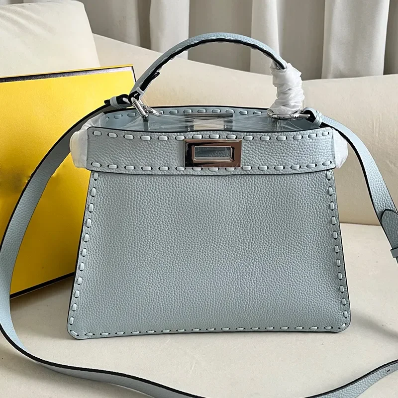 Top Classic Iconic Peekaboo ISeeU Hand-stitched cowhide Commuter briefcase bag Leather tote Handbag Shoulder Bags for Women two
Top Classic Iconic Peekaboo ISeeU Hand-stitched cowhide Commuter briefcase bag Leather tote Handbag Shoulder Bags for Women two