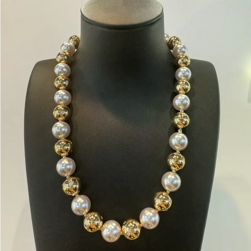 Цепочка-подвеска BELLUX, серебро 925, синтетический циркон, круглая золотистая, белая ракушка, жемчуг, роскошное винтажное модное ожерелье для женщин 
Цепочка-подвеска BELLUX, серебро 925, синтетический циркон, круглая золотистая, белая ракушка, жемчуг, роскошное винтажное модное ожерелье для женщин