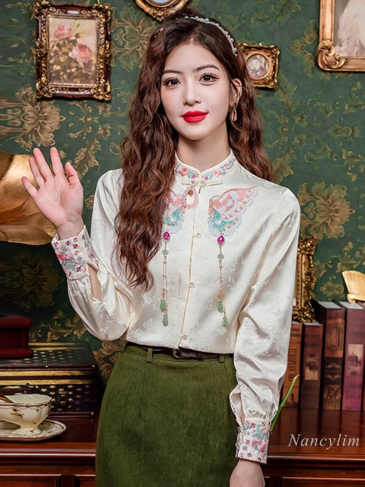 New Chinese Style Women's Jacquard Embroidered Shirt 2024 Early Spring New National Style Match Horse-Face Skirt Top Blusas
New Chinese Style Women's Jacquard Embroidered Shirt 2024 Early Spring New National Style Match Horse-Face Skirt Top Blusas