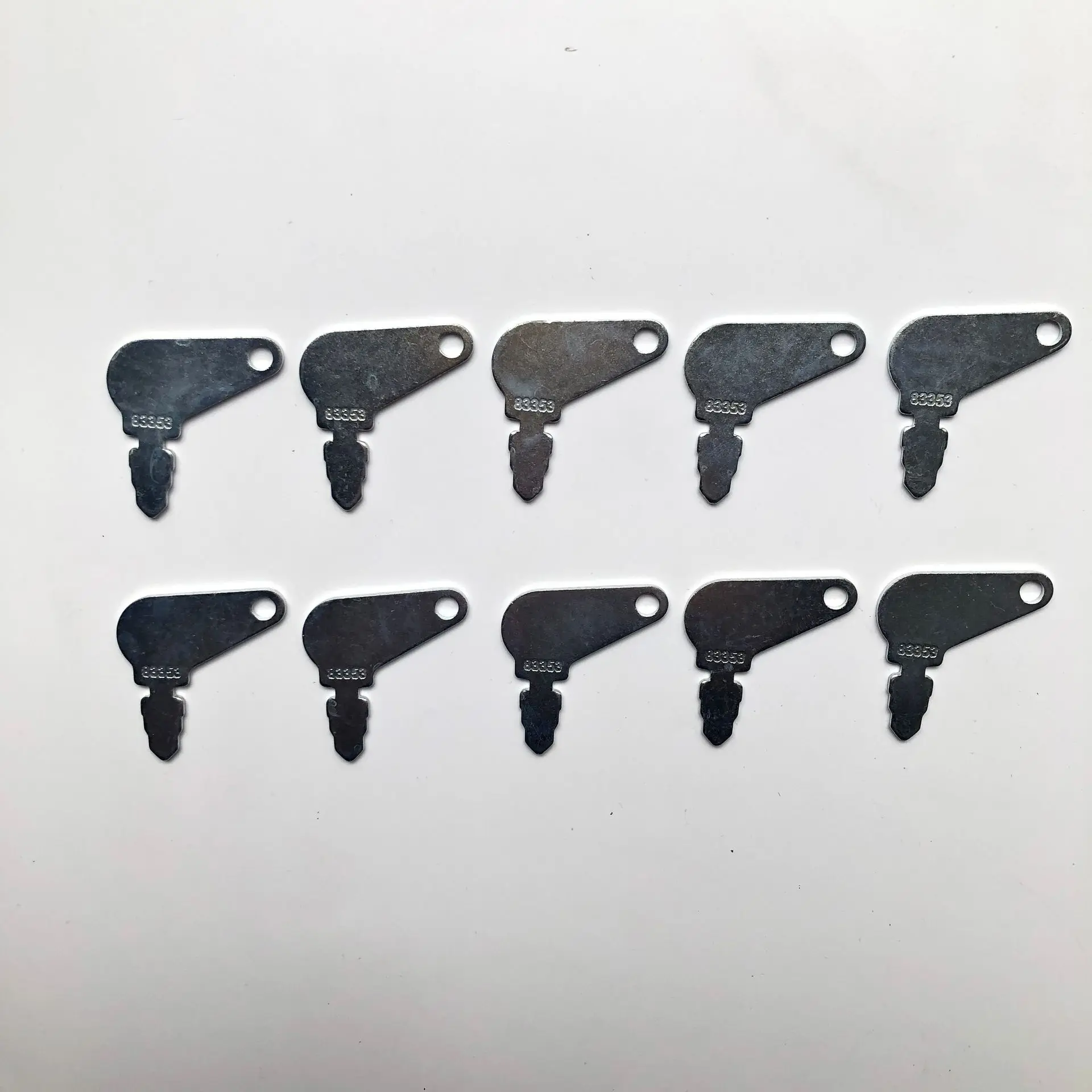 10 шт., 83353 клавиш для старой модели, для John Deere, Massey Ferguson, Baraga Lift Terramite
10 шт., 83353 клавиш для старой модели, для John Deere, Massey Ferguson, Baraga Lift Terramite