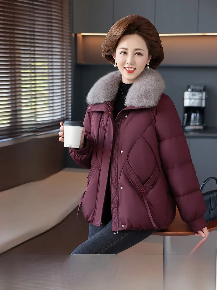 Snow Flying 2026 Summer New Women's Short down Jacket Fashionable Fur Collar Casual Mom Clothes Warmth Stylish City Leisure
Snow Flying 2026 Summer New Women's Short down Jacket Fashionable Fur Collar Casual Mom Clothes Warmth Stylish City Leisure