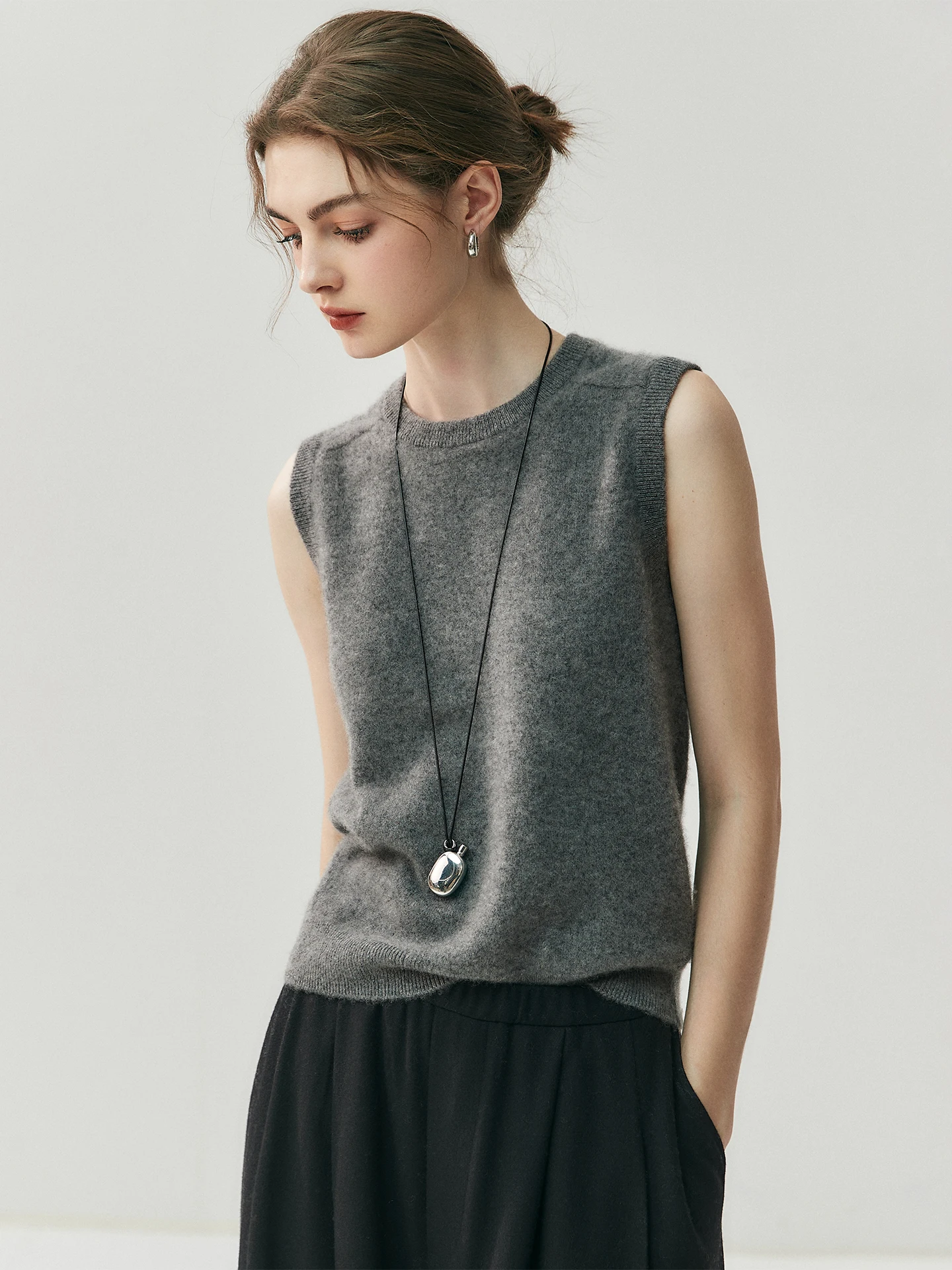 Мягкий, приятный для кожи вязаный жилет Camere, женский круглый топ без рукавов с широкими бретелями, внутренняя часть...
Мягкий, приятный для кожи вязаный жилет Camere, женский круглый топ без рукавов с широкими бретелями, внутренняя часть...