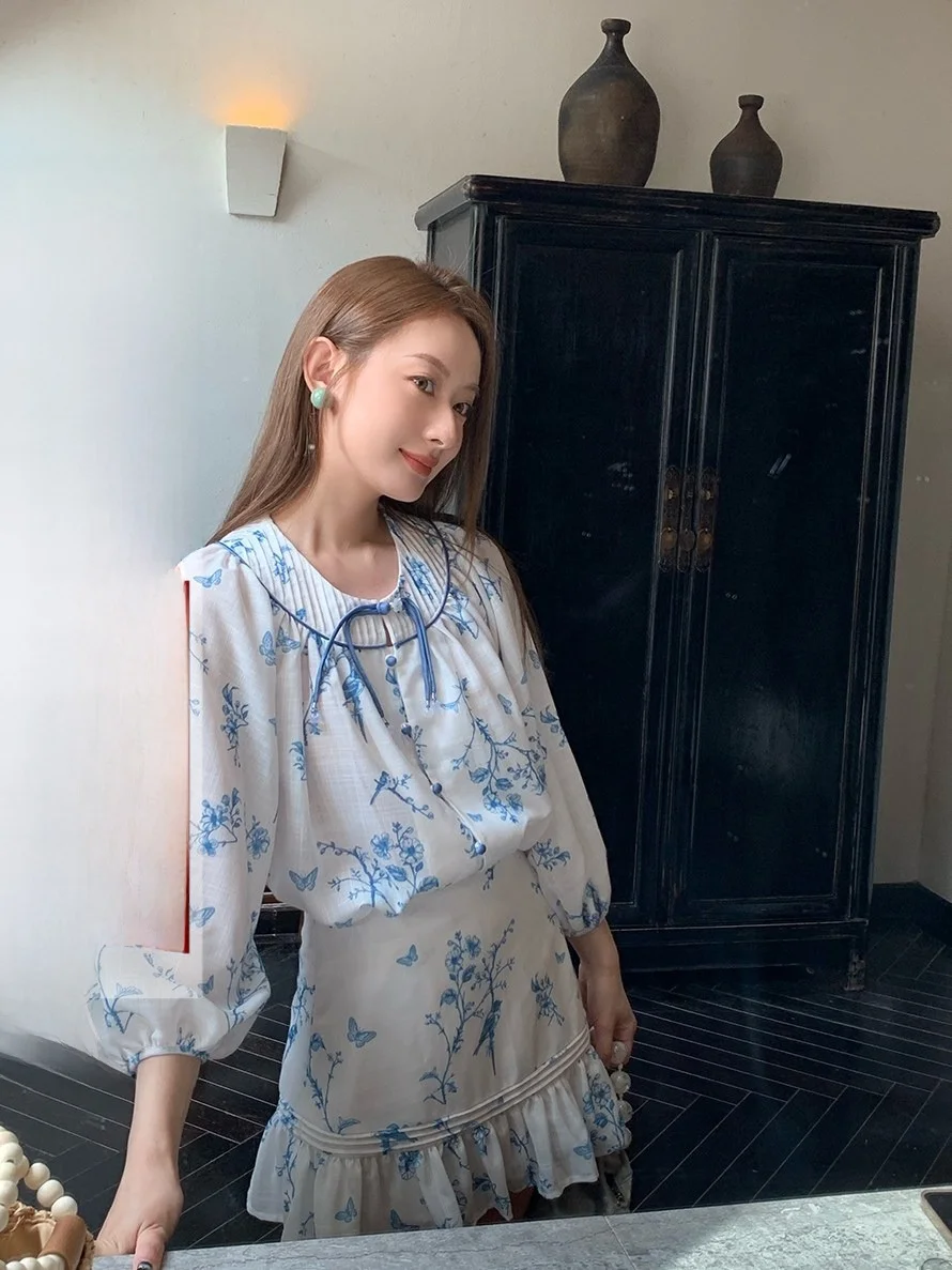 Новая китайская женская летняя блузка в стиле дзен, элегантный топ, модный принт, 100% полиэстер C24085Q24080
Новая китайская женская летняя блузка в стиле дзен, элегантный топ, модный принт, 100% полиэстер C24085Q24080