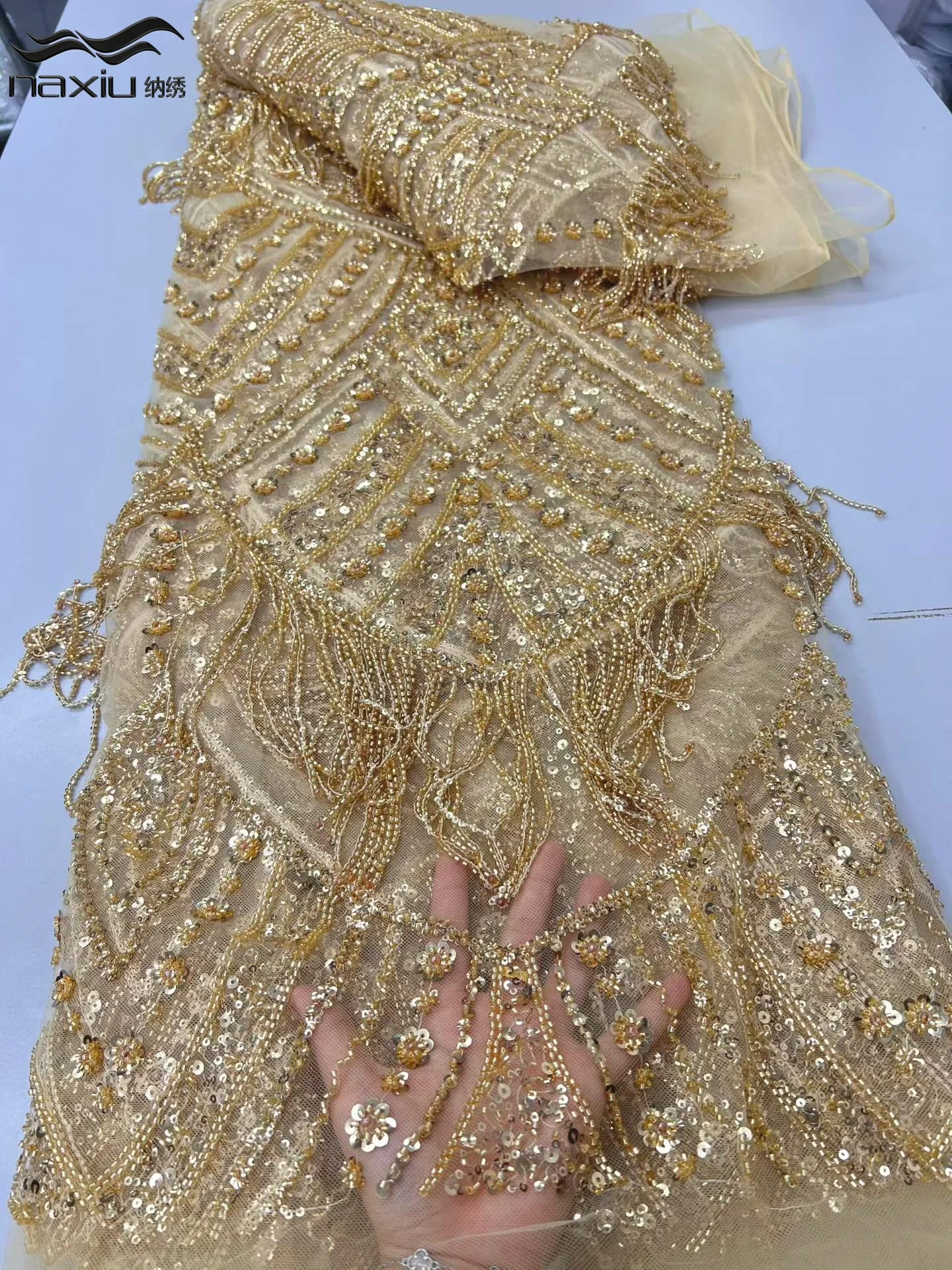 Madison 5 Yards Sequence Lace Fabric Gold Beaded Tulle Lace Fabric Embroidered Sequins Lace African Fabric For Sewing Dress
Madison 5 Yards Sequence Lace Fabric Gold Beaded Tulle Lace Fabric Embroidered Sequins Lace African Fabric For Sewing Dress