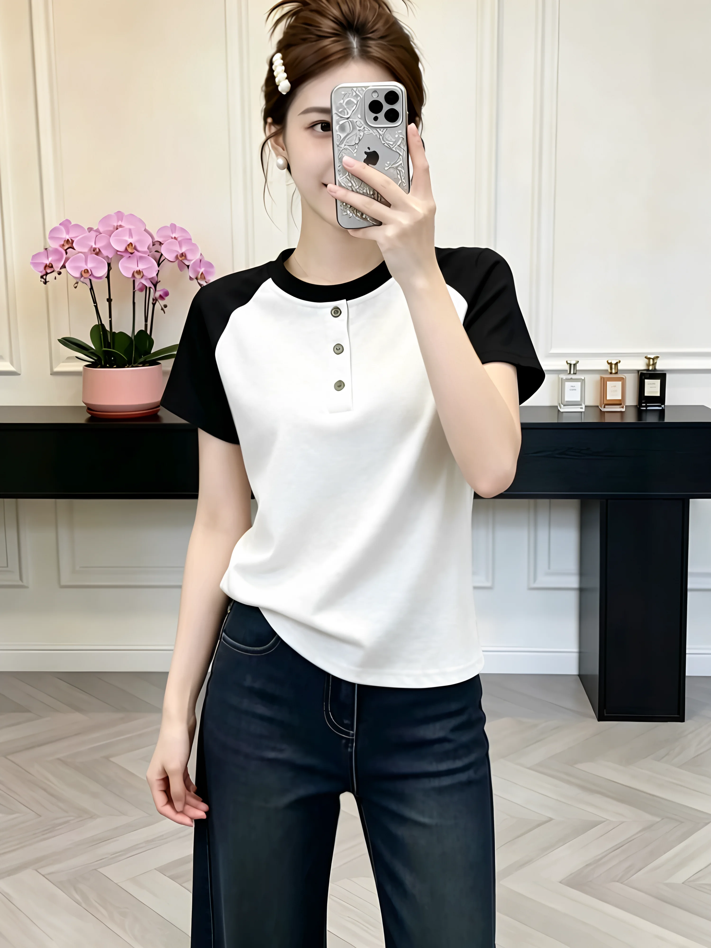 Slim Fit Short Sleeve T-Shirt Women's New Style plus Size Cotton 95% Spandex 5% Summer Season Color Block Chic Top
Slim Fit Short Sleeve T-Shirt Women's New Style plus Size Cotton 95% Spandex 5% Summer Season Color Block Chic Top