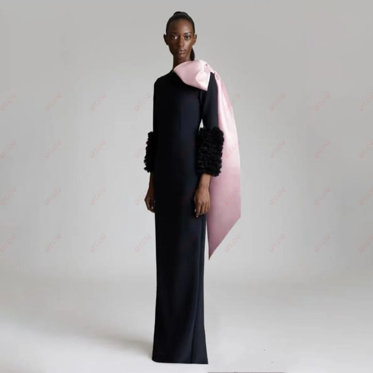 Couture Bow Shoulder Women Dresses with Sleeves Custom Made Prom Gowns 2 Tone Pink Black Color Elegant Formal Dress Straight
Couture Bow Shoulder Women Dresses with Sleeves Custom Made Prom Gowns 2 Tone Pink Black Color Elegant Formal Dress Straight