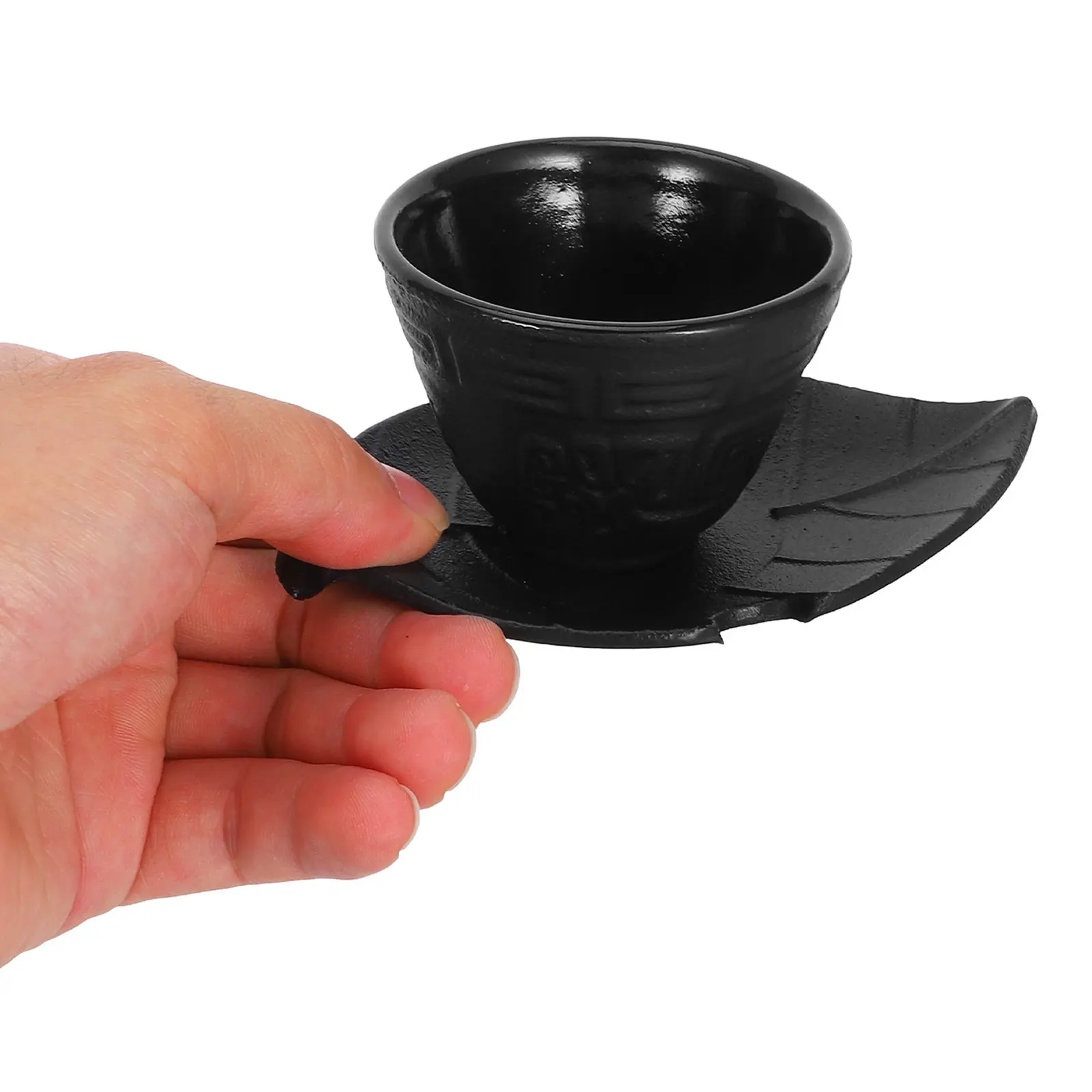 1 Set Cast Iron Tea Cup Coaster Set Chinese Style Artistic Saucer Retro Design Tea Party Kitchen Gift Saucers for Cups
1 Set Cast Iron Tea Cup Coaster Set Chinese Style Artistic Saucer Retro Design Tea Party Kitchen Gift Saucers for Cups