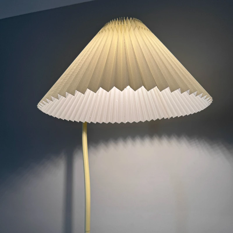 Cream Style Floor Lamp Pleated Lamps Shade Study Retro Living Room Bedroom Standing TableLamp Internet Famous Ambient Lamp
Cream Style Floor Lamp Pleated Lamps Shade Study Retro Living Room Bedroom Standing TableLamp Internet Famous Ambient Lamp