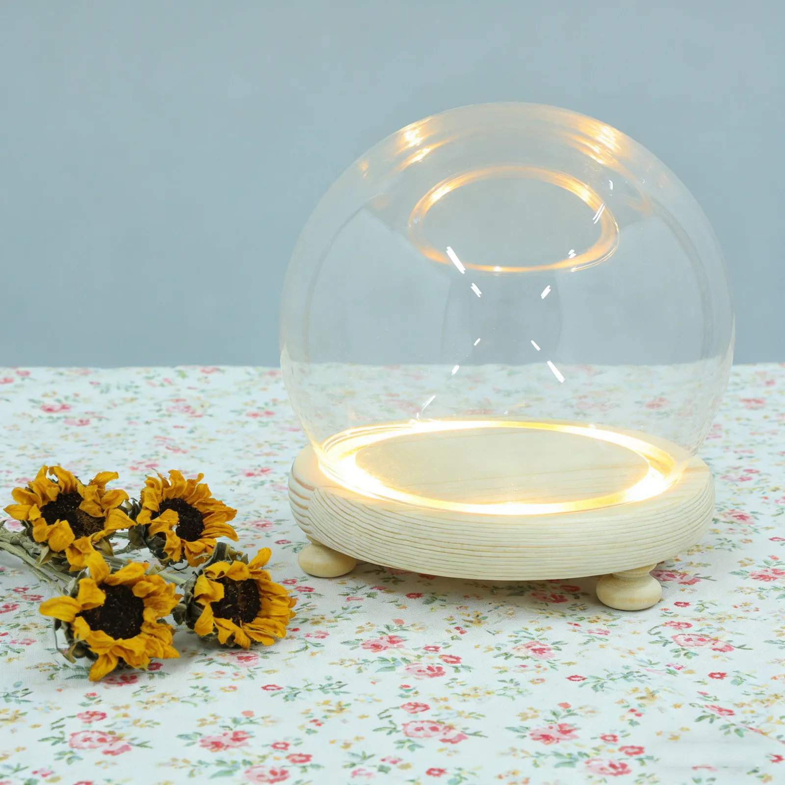 Preserved Flower Glass Dome Glass Cover Wood Base Decorative Display Case Home Party Banquet Ornament Tabletop Adornment
Preserved Flower Glass Dome Glass Cover Wood Base Decorative Display Case Home Party Banquet Ornament Tabletop Adornment