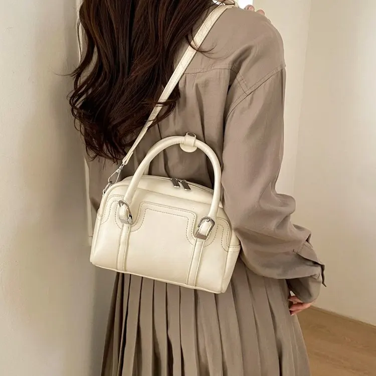 2026 Trendy Women's Spring Lock Bag - Retro Vibe, Light Luxury & Fashionable, Handheld/Shoulder/Crossbody
2026 Trendy Women's Spring Lock Bag - Retro Vibe, Light Luxury & Fashionable, Handheld/Shoulder/Crossbody