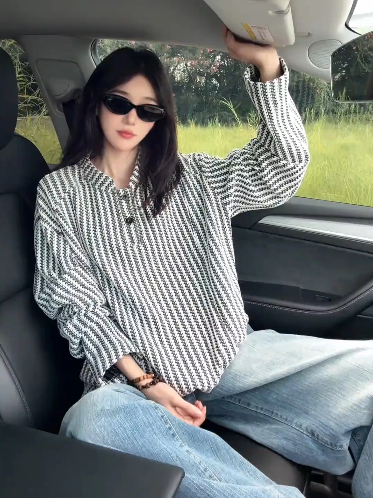 Unisex Loose Fit Henry Collar Sweatshirt Black White Stripes Base Layer Shirt Couple Tops Breathable Polyester Fiber
Unisex Loose Fit Henry Collar Sweatshirt Black White Stripes Base Layer Shirt Couple Tops Breathable Polyester Fiber