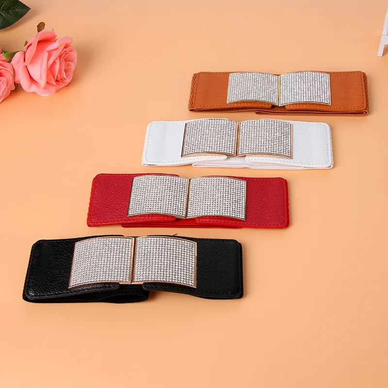 2026 Fashion Rhinestone Buckle Ladies Elastic Wide Waist New Decorative Belts for Women Designer Belt Luxury White Red Black
2026 Fashion Rhinestone Buckle Ladies Elastic Wide Waist New Decorative Belts for Women Designer Belt Luxury White Red Black