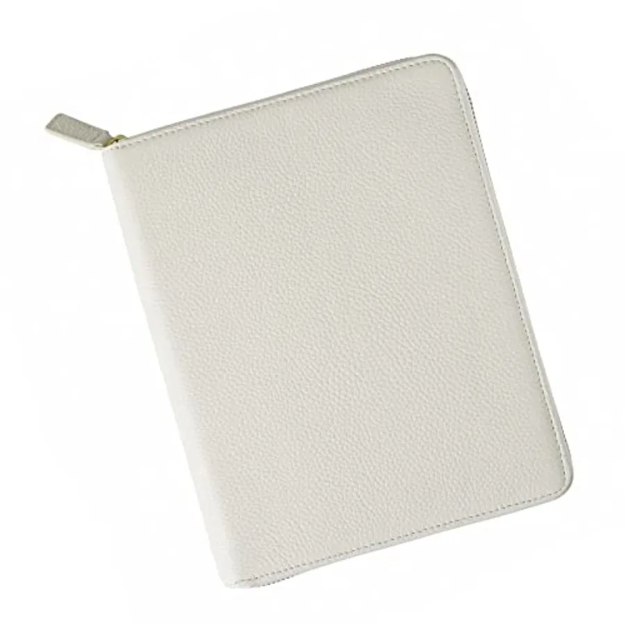 Zippered Leather Cover for A6-Notebooks - Fits Hobonichi Original, Stalogy and Midori MD Planners
Zippered Leather Cover for A6-Notebooks - Fits Hobonichi Original, Stalogy and Midori MD Planners