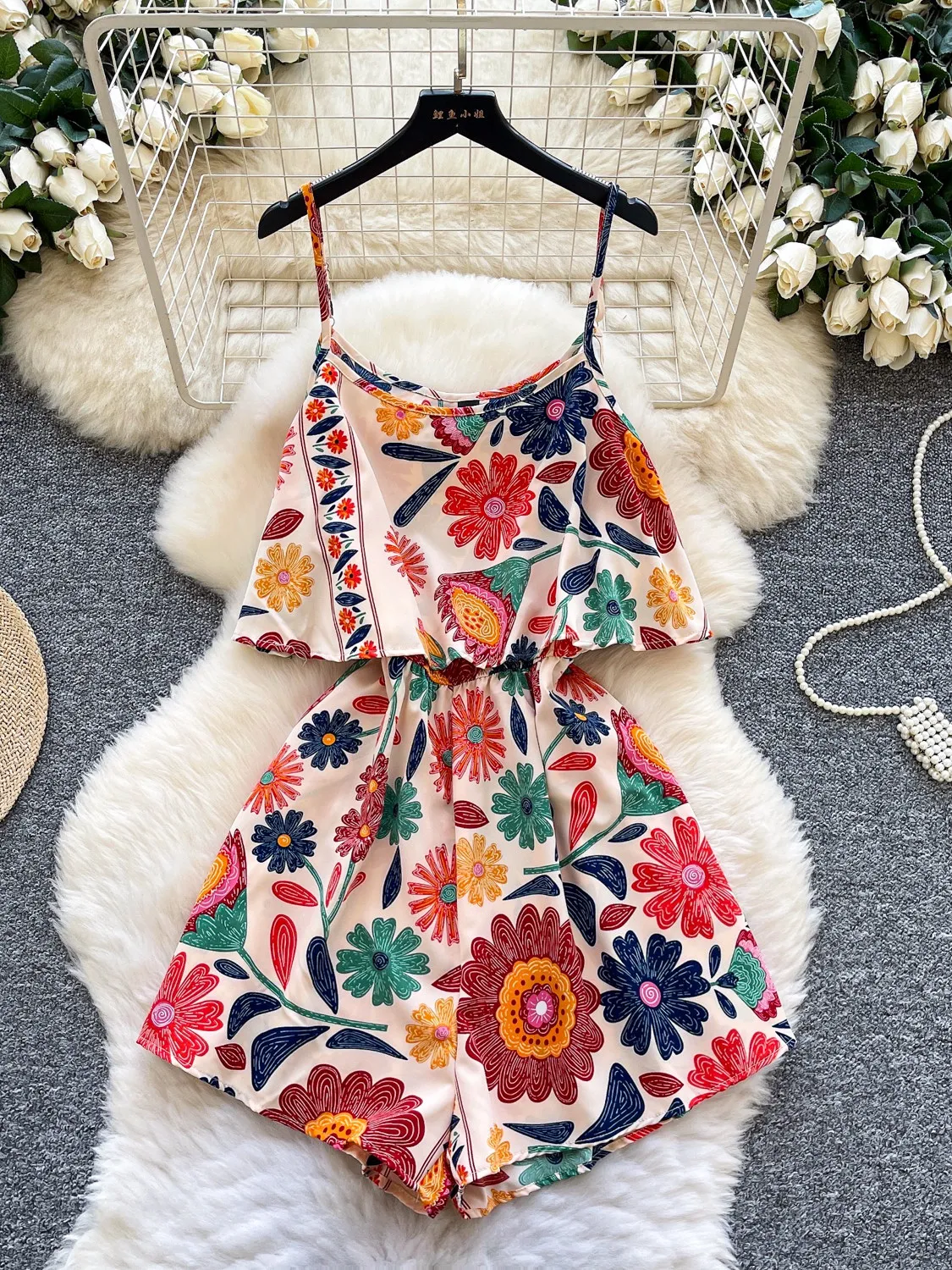 Summer Colorful Printed Crop Women Jumpsuit Sleeveless Spaghetti Strap Beaches Music Festival Hip-hop Style Party Lady Jumpsuit
Summer Colorful Printed Crop Women Jumpsuit Sleeveless Spaghetti Strap Beaches Music Festival Hip-hop Style Party Lady Jumpsuit