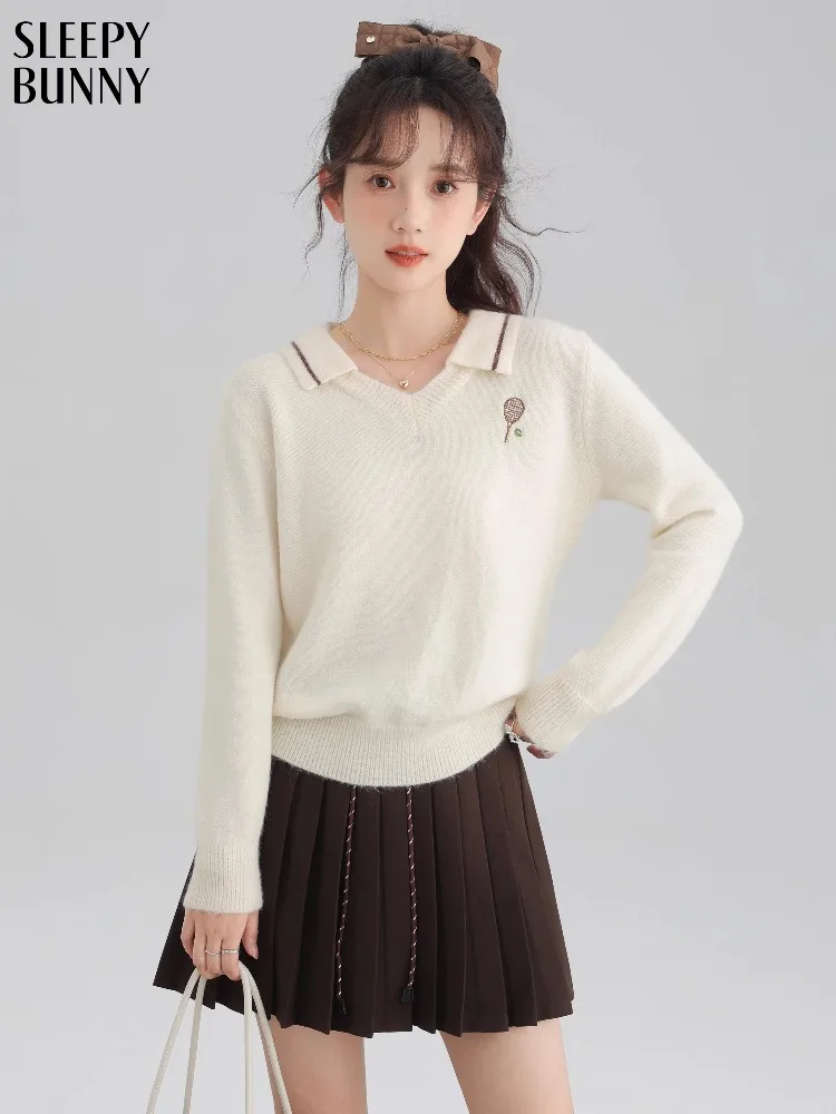 Elegant Loose Knit Sweater Women Autumn Wool Pullover Embroidered Tennis Pattern Casual Preppy V Neck Long Sleeve Soft Warm Top
Elegant Loose Knit Sweater Women Autumn Wool Pullover Embroidered Tennis Pattern Casual Preppy V Neck Long Sleeve Soft Warm Top