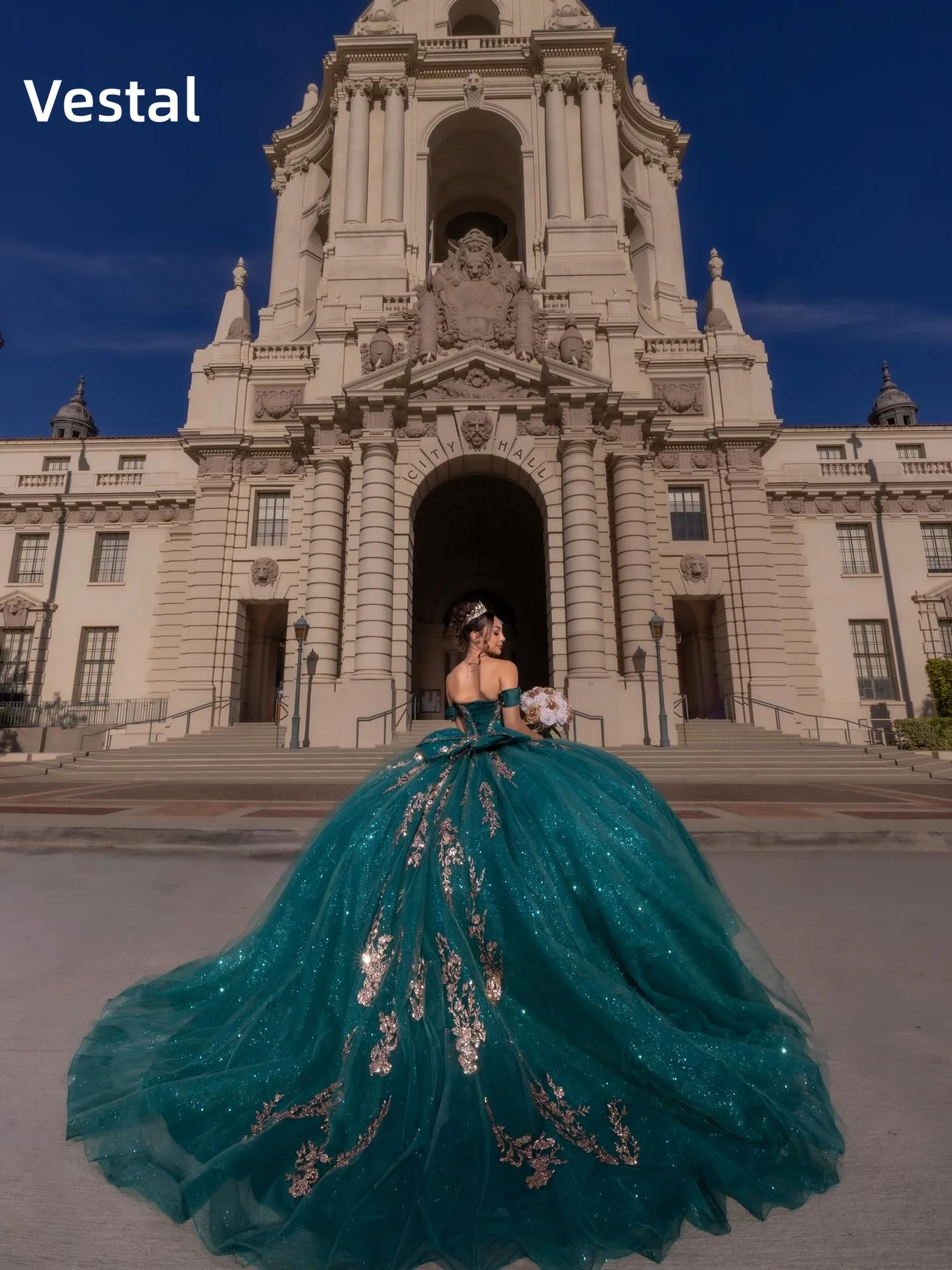 Emerald Green Glitter Quinceanera Dress Off Shoulder Ball Gown Appliques Sweet 16 Birthday 15 Anos Party Customized
Emerald Green Glitter Quinceanera Dress Off Shoulder Ball Gown Appliques Sweet 16 Birthday 15 Anos Party Customized