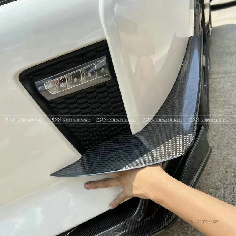 Suitable for Nissan R35 2017 GTR carbon fiber modification parts, front spoiler, AP bumper air blade
Suitable for Nissan R35 2017 GTR carbon fiber modification parts, front spoiler, AP bumper air blade