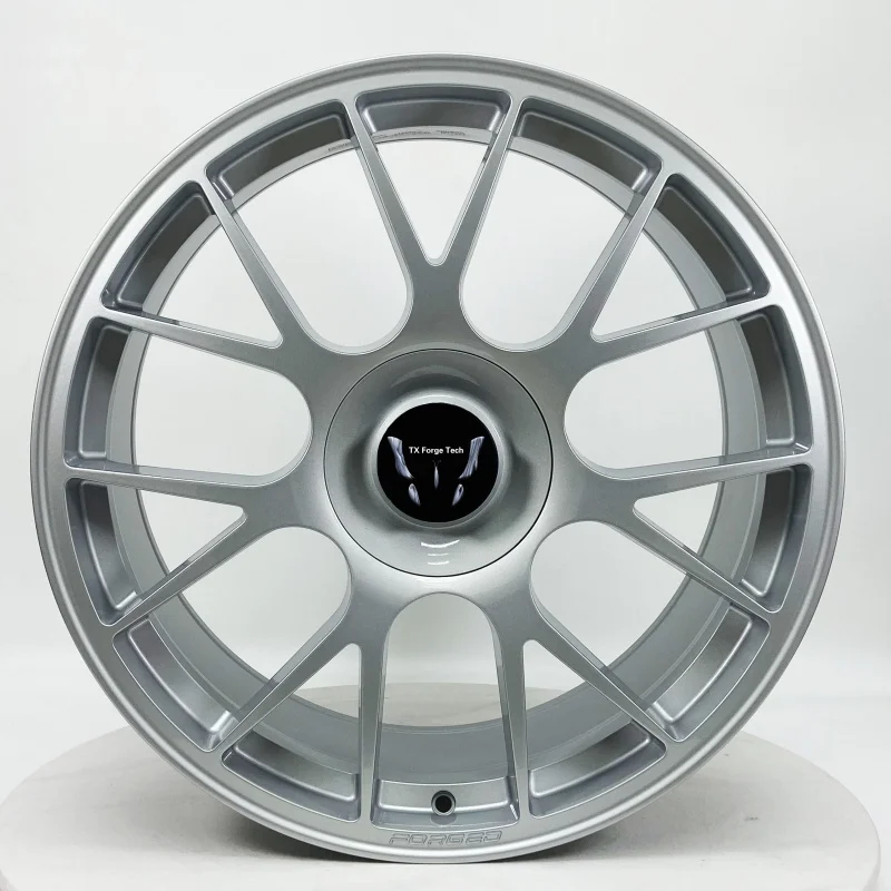 Source Factory Custom Forged Aluminium Alloy Passenger Wheel Hubs Rims OEM ODM Various Sizes with Glossy Sliver Finish
Source Factory Custom Forged Aluminium Alloy Passenger Wheel Hubs Rims OEM ODM Various Sizes with Glossy Sliver Finish