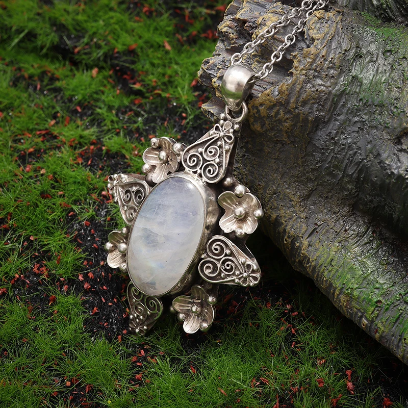 Retro Fashion Ethnic Style Gemstone Pendant Necklace Women's Elegant High-End Jewelry Accessories Gift
Retro Fashion Ethnic Style Gemstone Pendant Necklace Women's Elegant High-End Jewelry Accessories Gift